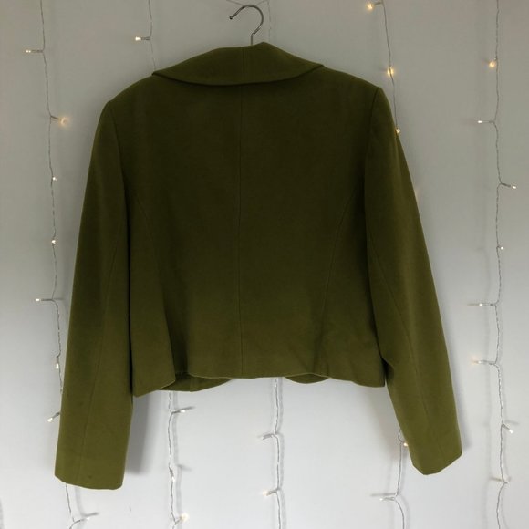 Green Unique Jacket - Picture 2 of 4